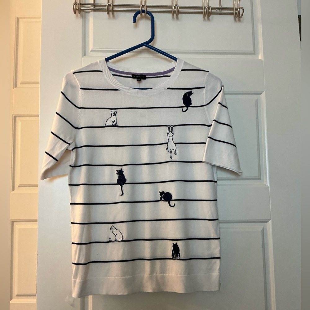 Unique short sleeve Talbots sweater featuring adorable acrobatic cats on wires!